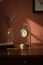 Antiqula Magnus 6.1 – Vintage Brass Desk Clock with Compass & Engraved Quote