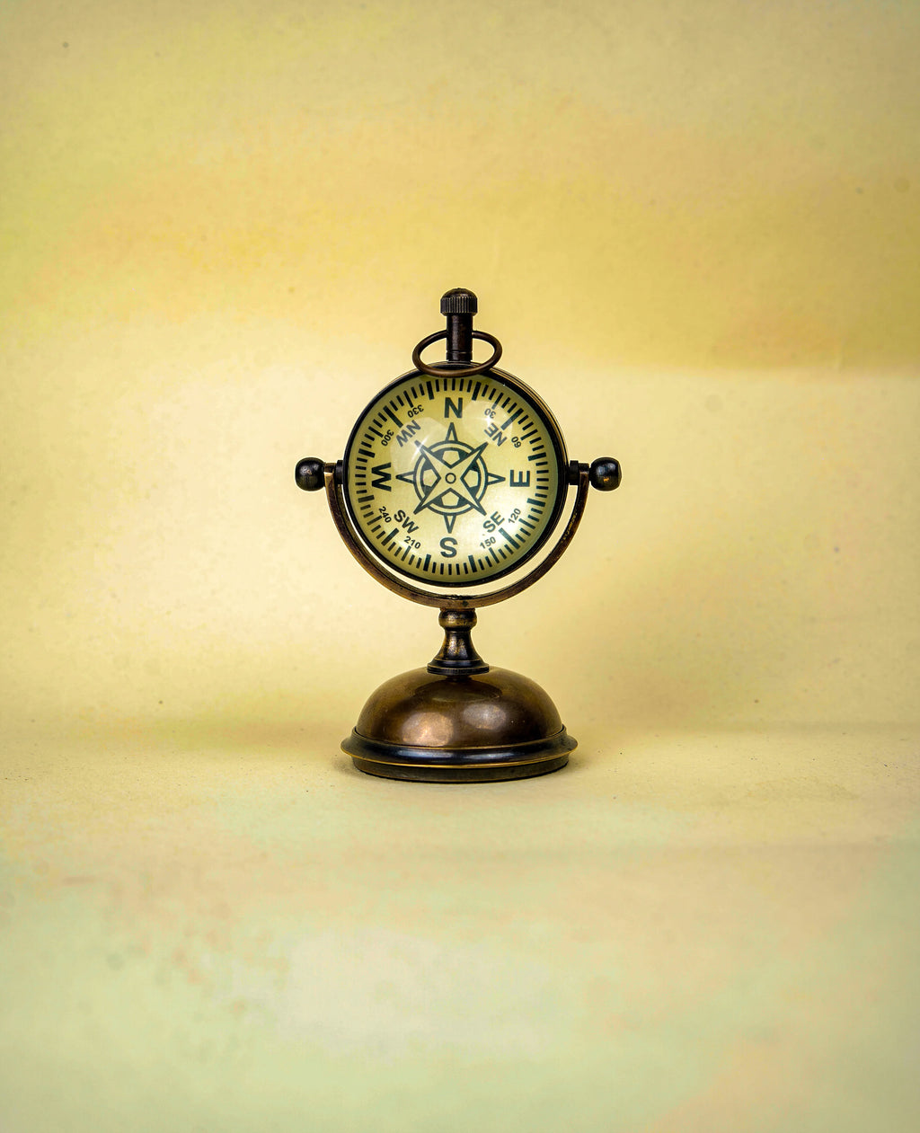 Antiqula Epoch 3.1 Vintage Brass Spherical Desk Clock