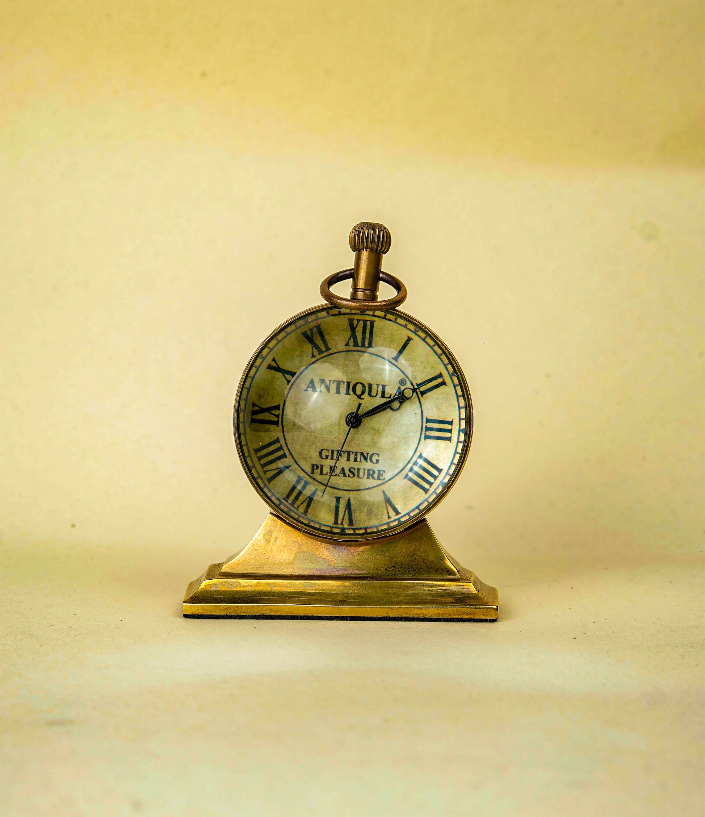 Antiqula Epoch 3.2 – Vintage Brass Dual-Sided Desk Clock
