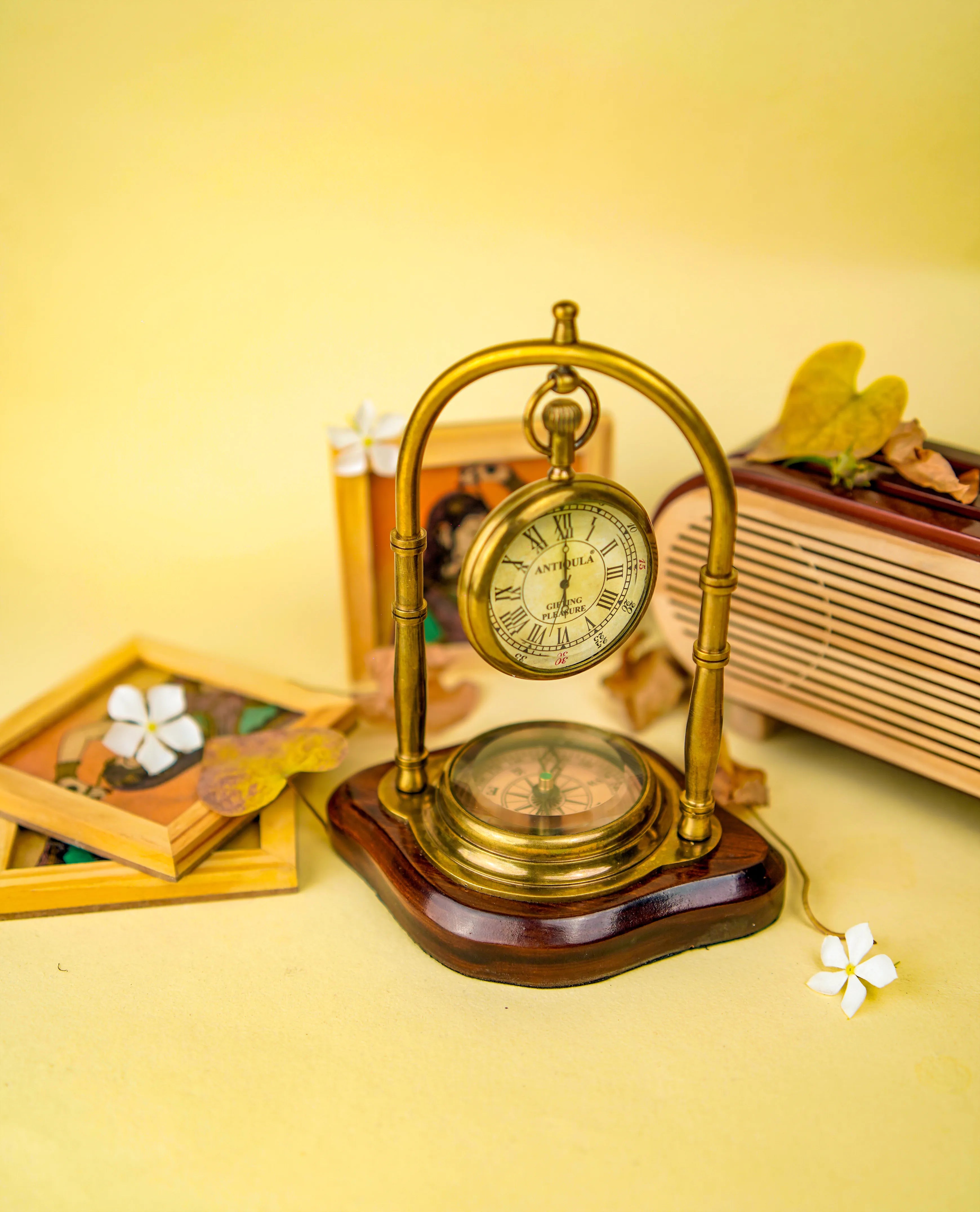 Antiqula Magnus 6.5 – Vintage Brass & Sheesham Wood Desk Clock with Compass & Engraved Quote