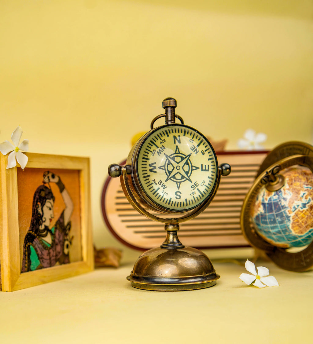 Antiqula Epoch 3.1 Vintage Brass Spherical Desk Clock