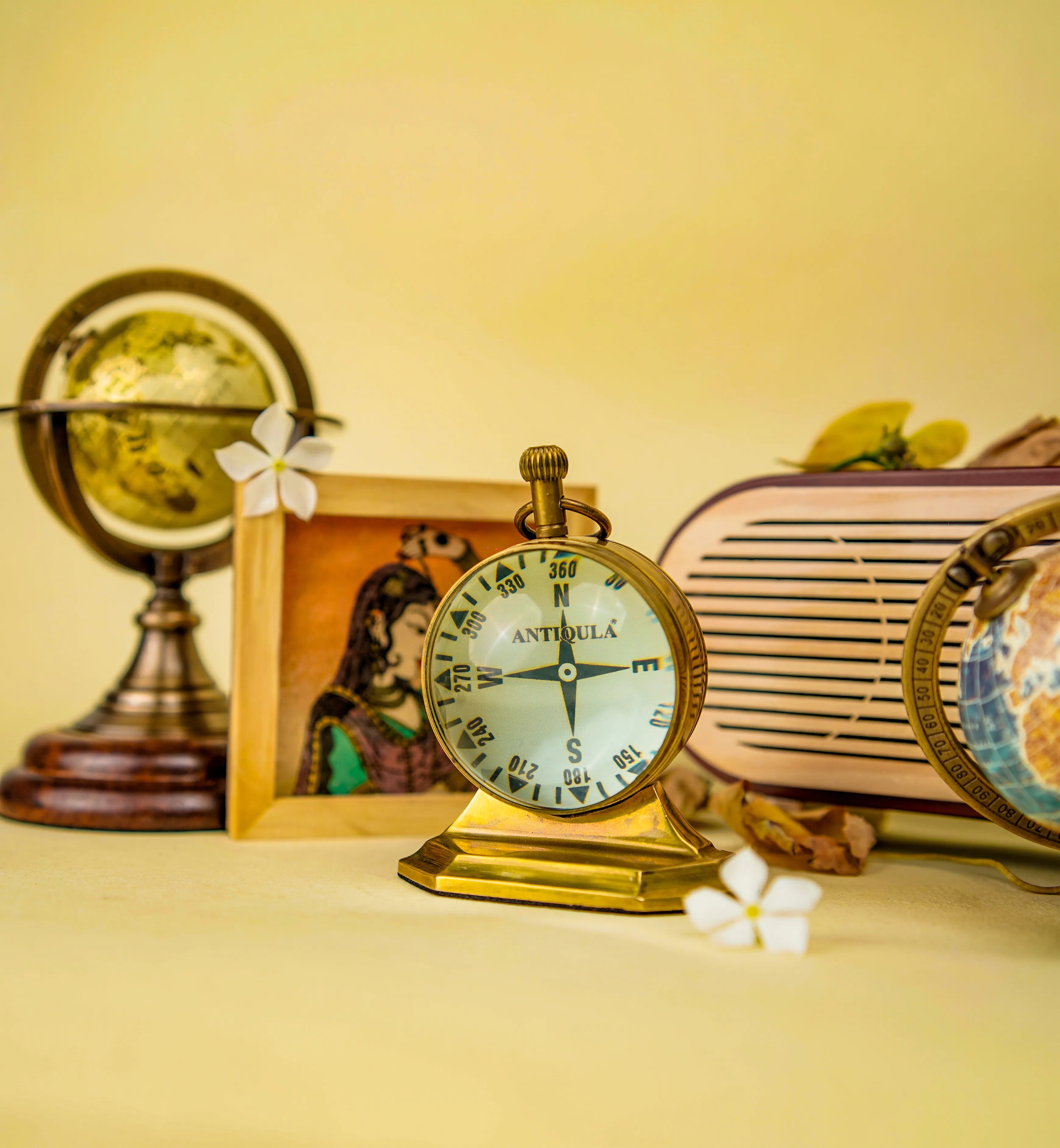Antiqula Epoch 3.2 – Vintage Brass Dual-Sided Desk Clock